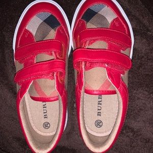 Burberry tennis shoes